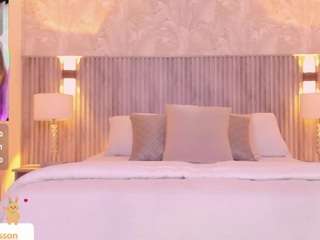 jin-harrison's CamSoda show and profile