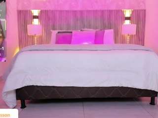 jin-harrison's CamSoda show and profile