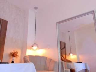 martiinaa-jones from CamSoda is Freechat