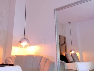 martiinaa-jones webcam