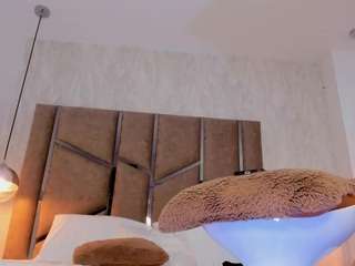 martiinaa-jones webcam