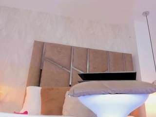 martiinaa-jones webcam