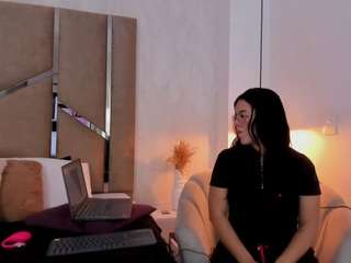 martiinaa-jones Live Webcam on CamSoda