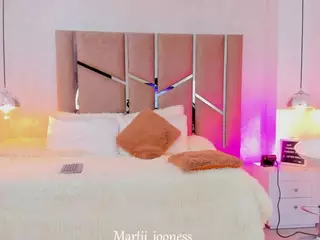 Martiinaa-Jones's Live Sex Cam Show