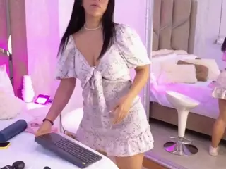 Martiinaa-Jones's Live Sex Cam Show