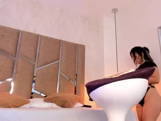 Martiinaa-Jones's Live Sex Cam Show
