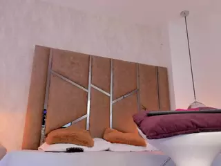 Martiinaa-Jones's Live Sex Cam Show