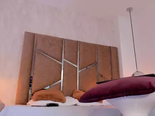Martiinaa-Jones's Live Sex Cam Show