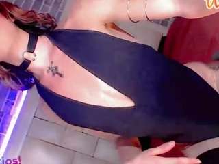 Emmily-Sofia live cam preview