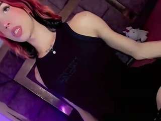 Emmily-Sofia live cam preview