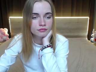 margaritakiss's CamSoda show and profile