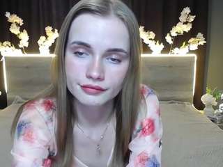 margaritakiss's CamSoda show and profile