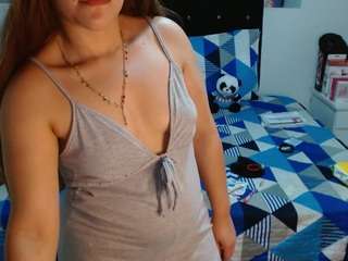 soniafuckboobs webcam model