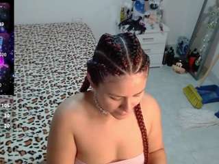 soniafuckboobs Live Webcam on CamSoda