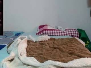 soniafuckboobs's live room