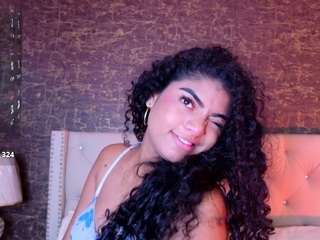 carlymonroe webcam model