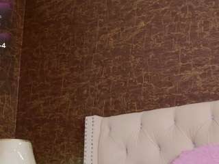 carlymonroe Live Webcam on CamSoda