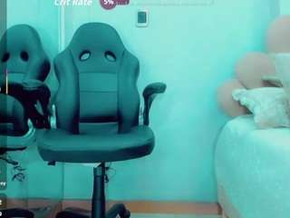 emilysaaenz live webcam show