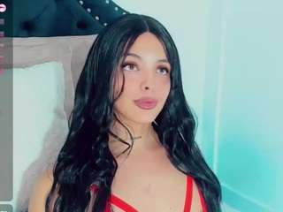 emmasaenz Live Webcam on CamSoda