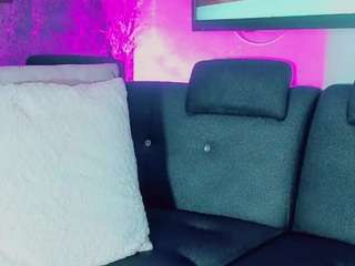 emmasaenz Live Webcam on CamSoda