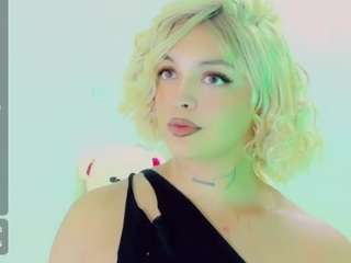 le modèle emmasaenz est en webcam porno dans un show sur le site camsoda, il possède les tags suivants: anal toys,average,brown-eyes,fetish,orgasm,red hair,tattoos,teen 18,young-adult,hd,latina,small-tits