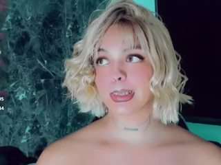 emmasaenz webcam model