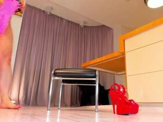 Live webcam model girlsquirt on Soda Cams