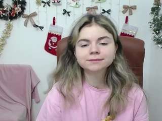 Live Sex Chat with TinaRedly (@tinaredly)