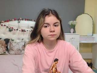 tinaredly live cam profile