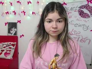 tinaredly live cam profile