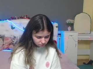 le modèle tinaredly est en webcam porno dans un show sur le site camsoda, il possède les tags suivants: ass,asshole,young adult,toys,thin,teen-18,tease,tattoos,strip,spank,public,orgasm,no smoking,no drinking,lovense,handjob,green eyes,flashing,fingers,fetish