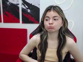 TinaRedly live webcam show