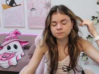 TinaRedly live cam preview