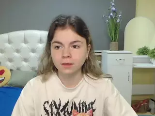 TinaRedly's Live Sex Cam Show