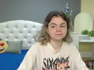 TinaRedly's Live Sex Cam Show