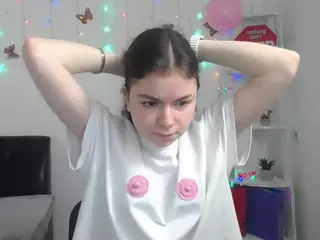 TinaRedly's Live Sex Cam Show