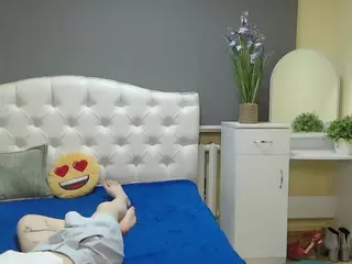 TinaRedly's Live Sex Cam Show