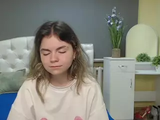 TinaRedly's Live Sex Cam Show