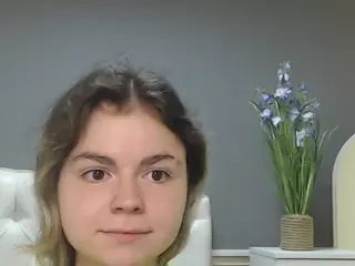 TinaRedly's Live Sex Cam Show