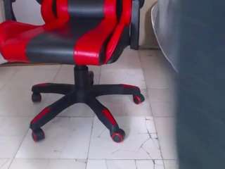 Discover edwardtrans17 from CamSoda