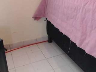 edwardtrans17 Live Webcam on CamSoda
