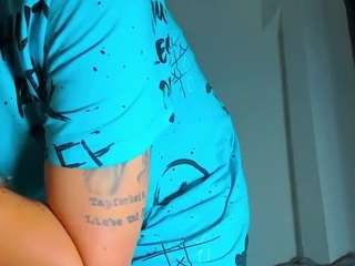 edwardtrans17 Live Webcam on CamSoda