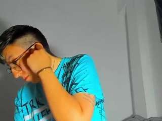 edwardtrans17 webcam model