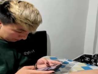 edwardtrans17 live webcam show