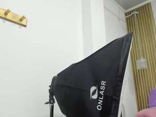 kinky-valeria webcam