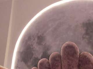 kinky-valeria live cam profile