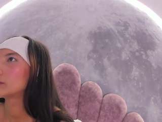 kinky-valeria live cam profile