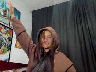 kinky-valeria