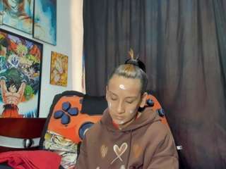 kinky-valeria