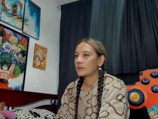 kinky-valeria